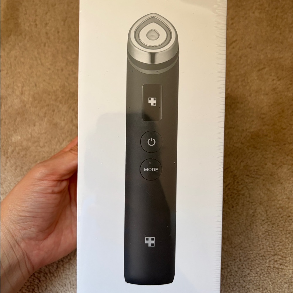 Medicube age-R booster pro 6 in 1 Device Black. New in box, unopened, unused.